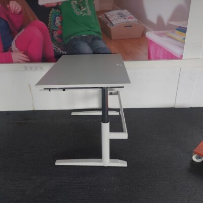 Palmberg Baltas Mechaniškas Stalas Su 120x80cm Stalviršiu, Švedija