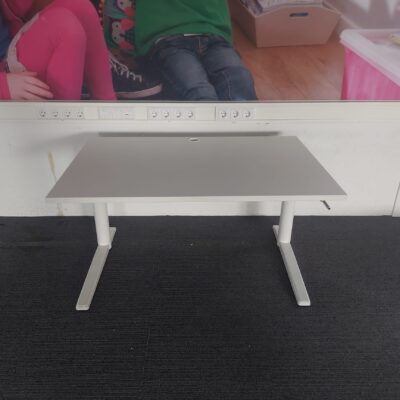 Palmberg Baltas Mechaniškas Stalas Su 120x80cm Stalviršiu, Švedija