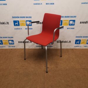 Raudona Kėdė Su Porankiais, Švedija