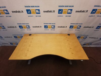 Martela Elektra Reguliuojamas Stalas Su Beržo 180x90cm Stalviršiu, Švedija