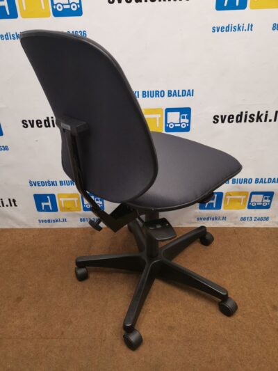Kinnarps Biuro Kėdė Su Nauju Tamsiai Pilku Audiniu, Švedija