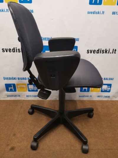Kinnarps Biuro Kėdė Su Nauju Tamsiai Pilku Audiniu, Švedija