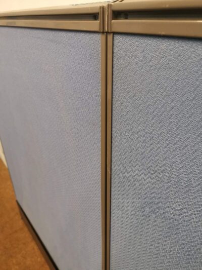 Kinnarps Zonit Mėlyna Pastatoma Akustinė Sienelė 80cm Pločio, Švedija