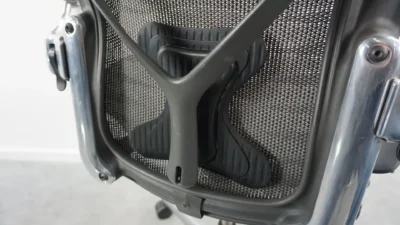 Herman Miller Aeron B Dydžio Grafito Biuro Kėdė Su Chromo Rėmu Ir Porankiais, Vokietija