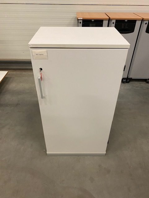 Balta Rakinama Spintelė 116 cm Aukščio, Olandija