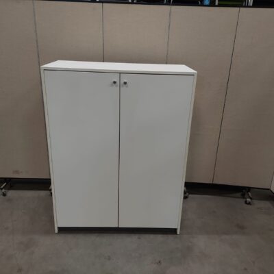 Balta Spintelė 136 cm Aukščio, Olandija