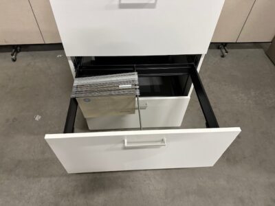 Steelcase Rakinama 3 Stalčių Šviesiai Pilka Spintelė, Švedija