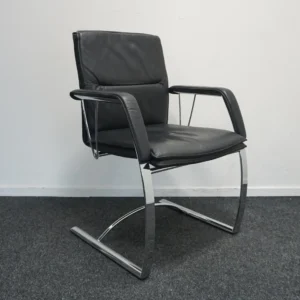 Sitag Juoda Odinė Konferencinė Kėdė, Švedija