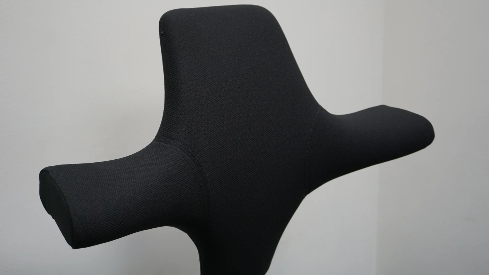 HAG Capisco 8106 Juoda Biuro Kėdė, Švedija