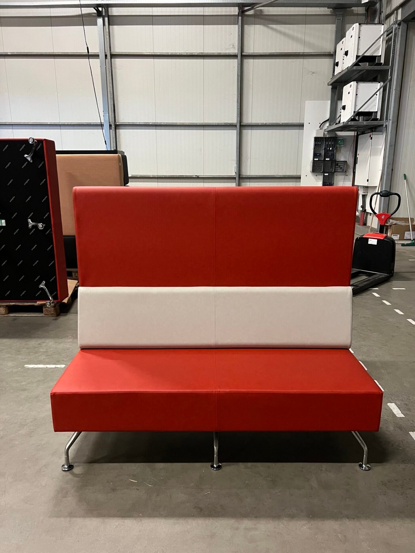 Orangebox Raudona Sofa 160cm Ilgio, Švedija