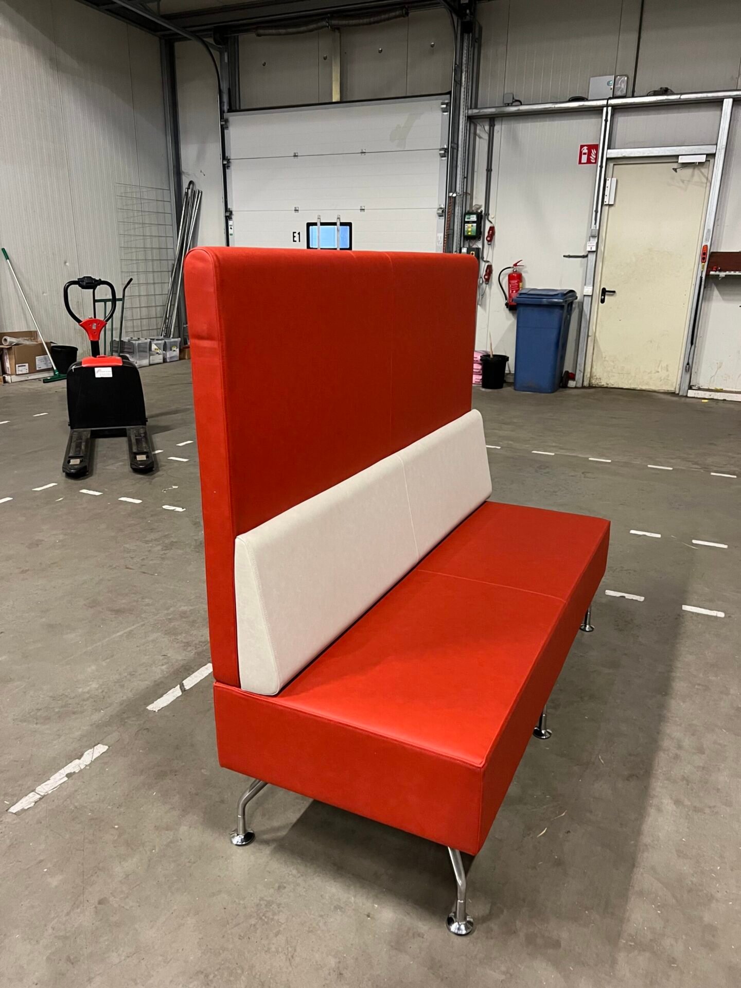 Orangebox Raudona Sofa 160cm Ilgio, Švedija