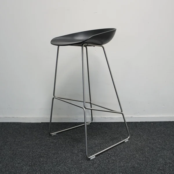 HAY About A Stool AAS38 Baro Kėdė, Švedija