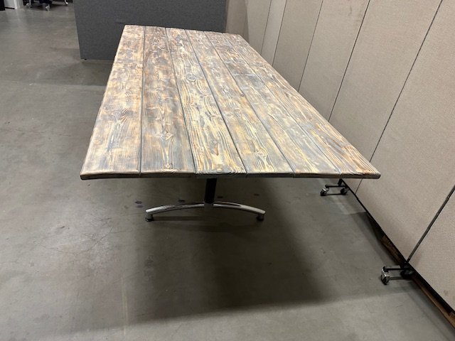 Konferencinis Stalas Su Medžio Masyvo Stalviršiu 260x117cm, Švedija