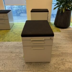 Steelcase Pilkas 3 Stalčių Blokai, Švedija